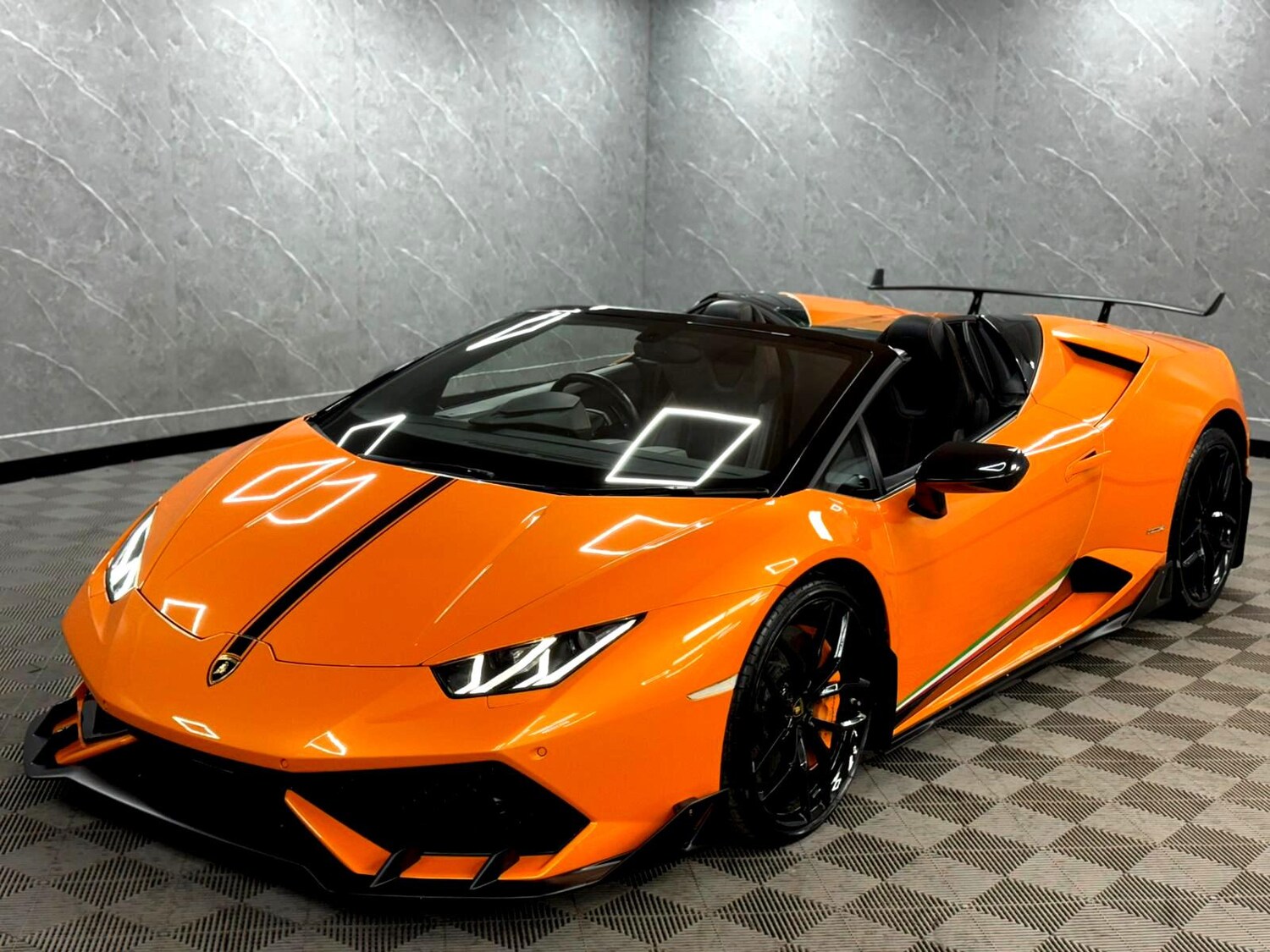 Used Lamborghini Huracan 2016 for sale - 77610742: Photo 12