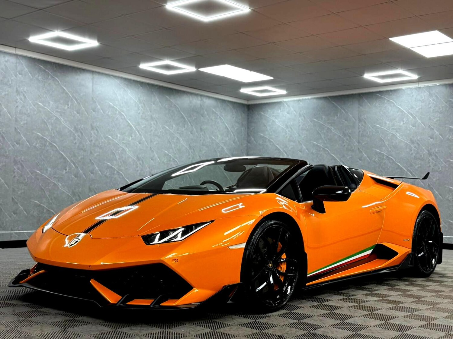 Used Lamborghini Huracan 2016 for sale - 77610742: Photo 13