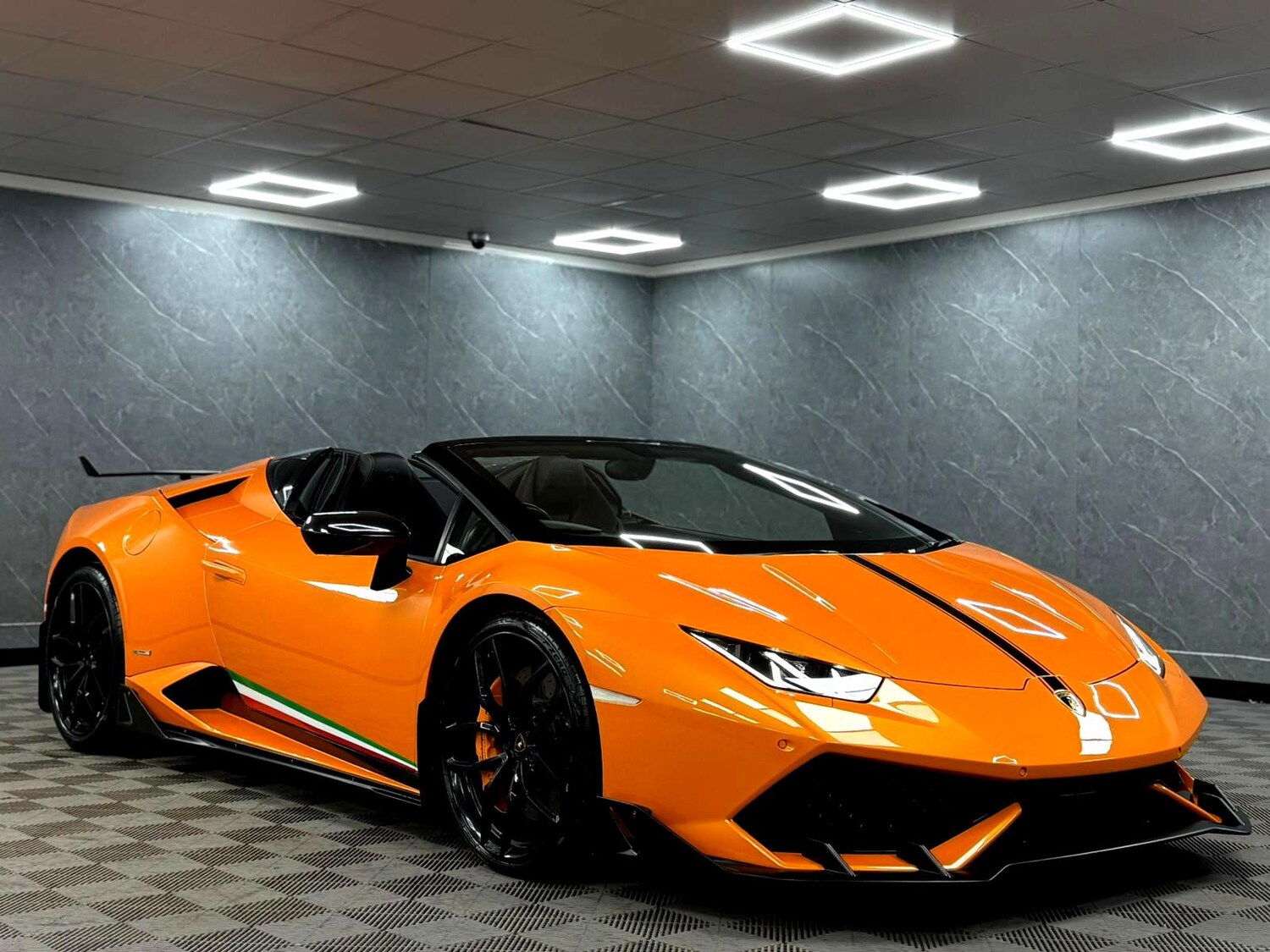 Used Lamborghini Huracan 2016 for sale - 77610742: Photo 14