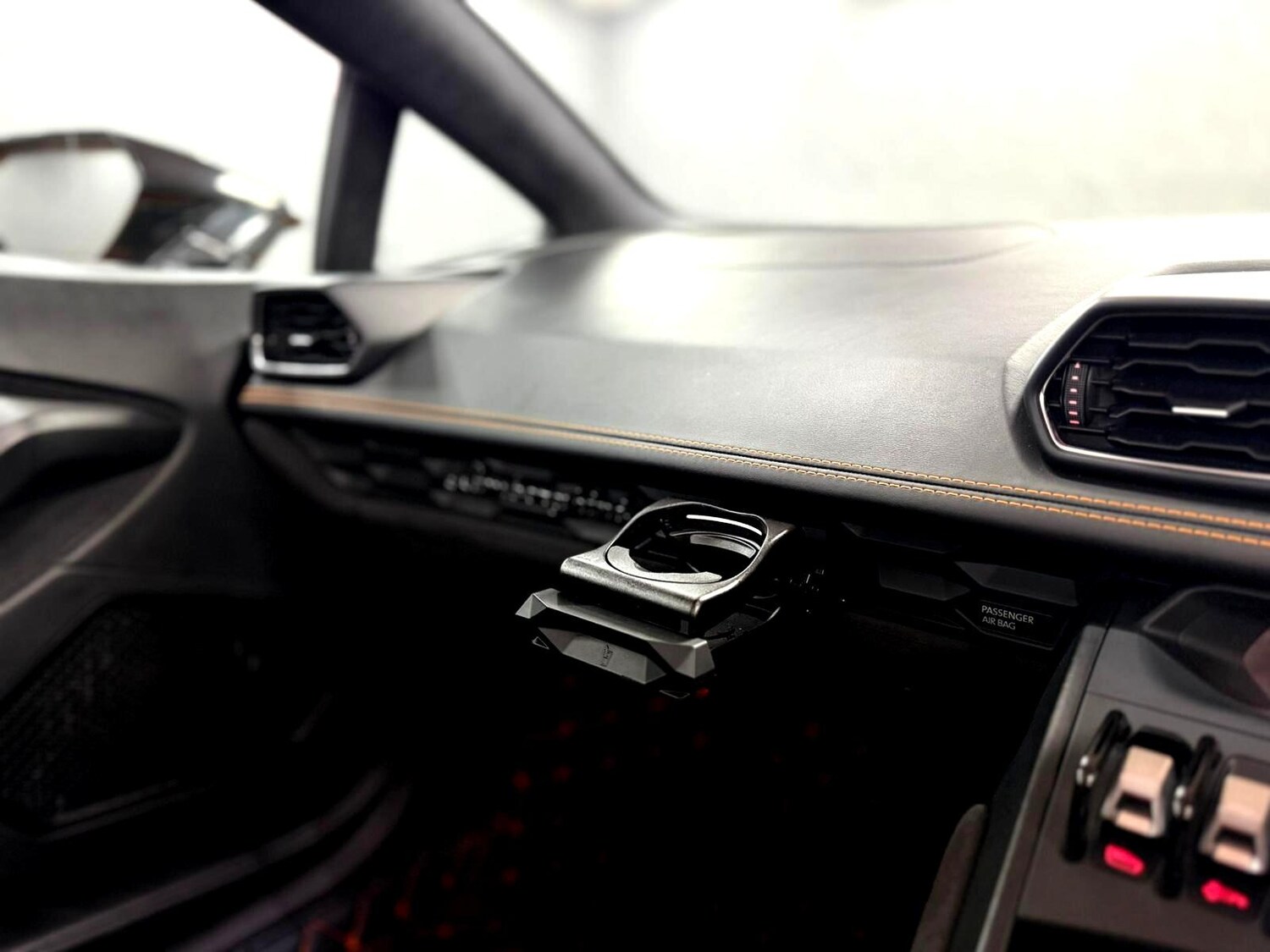 Used Lamborghini Huracan 2016 for sale - 77610742: Photo 24