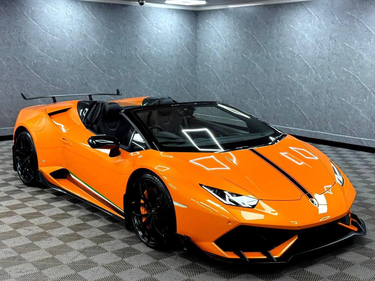 Used Lamborghini Huracan 2016 for sale - 77610742: Photo 41