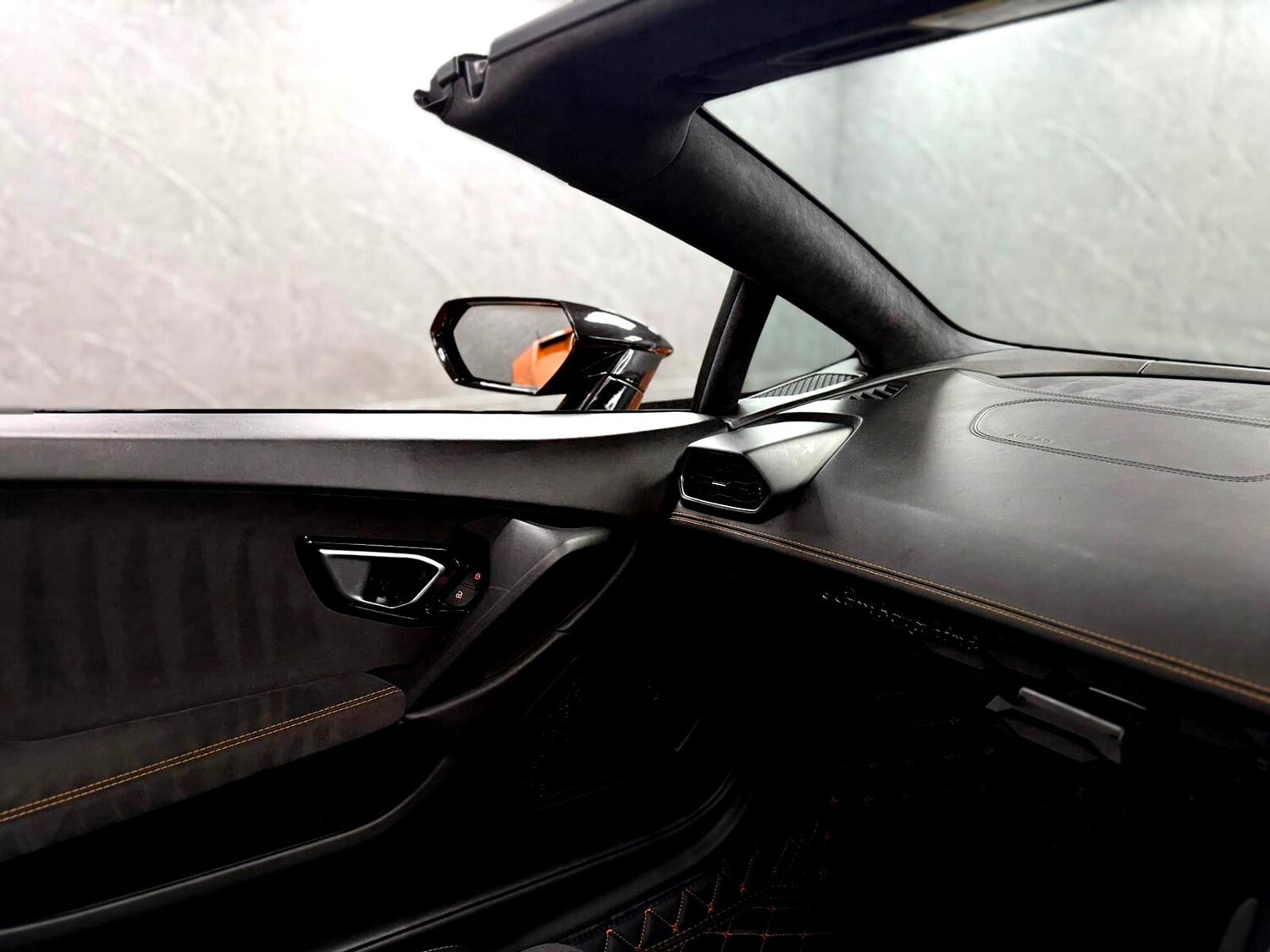 Used Lamborghini Huracan 2016 for sale - 77610742: Photo 47