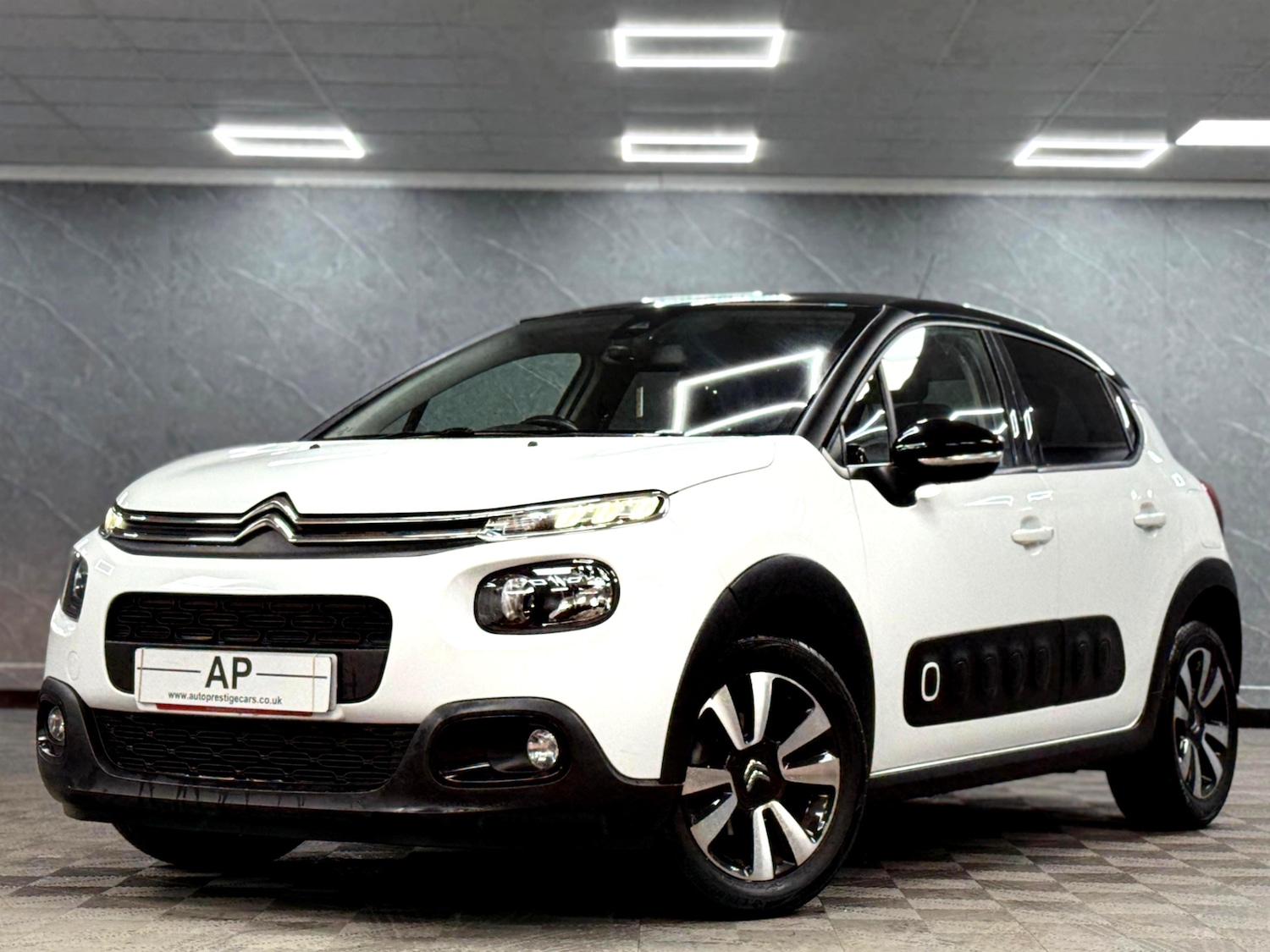 Used Citroen C3 2019 for sale - 76947128: Photo 2