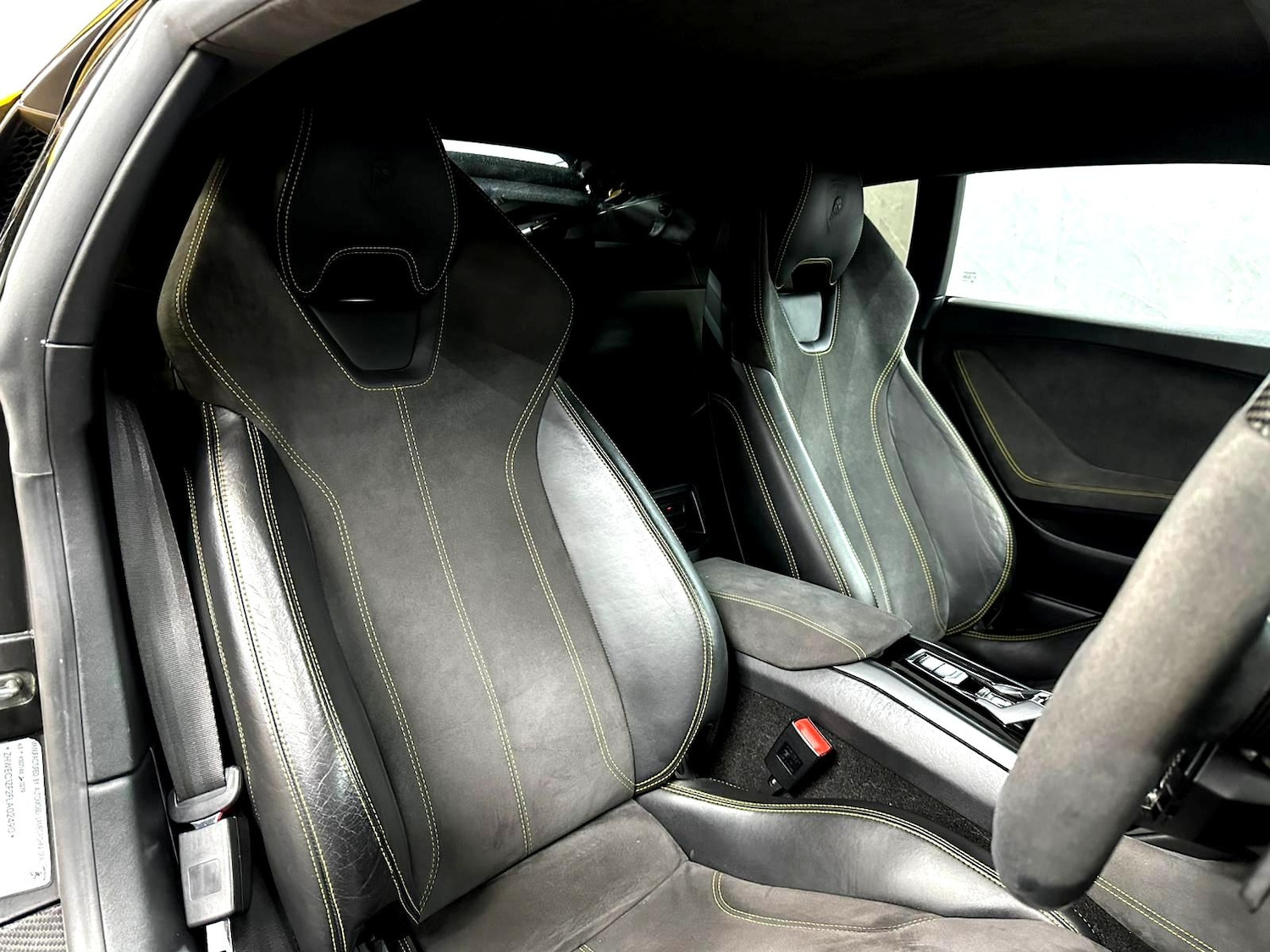 Used Lamborghini Huracan 2015 for sale - 77831347: Photo 14