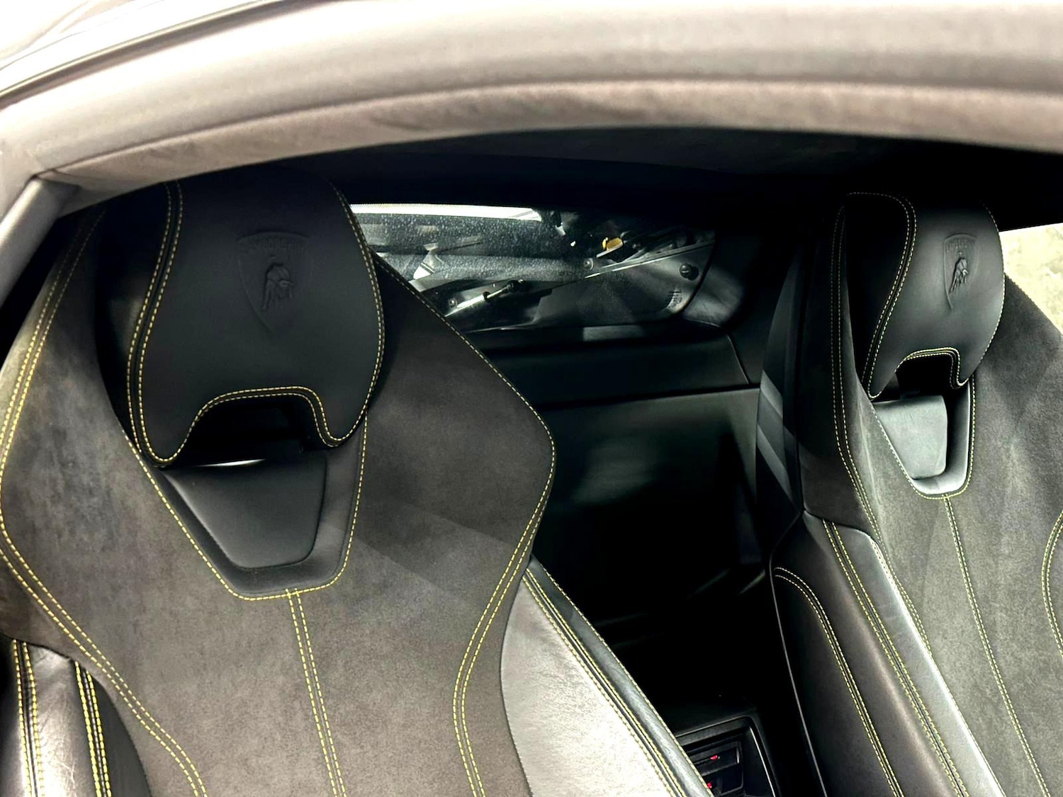 Used Lamborghini Huracan 2015 for sale - 77831347: Photo 16