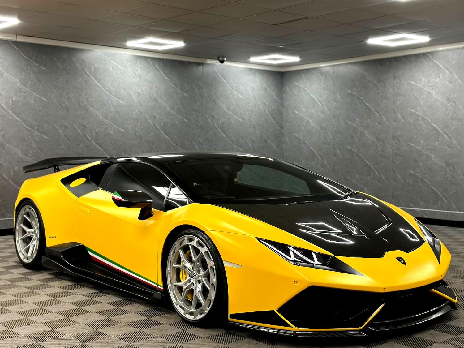 Used Lamborghini Huracan 2015 for sale - 77831347: Photo 18