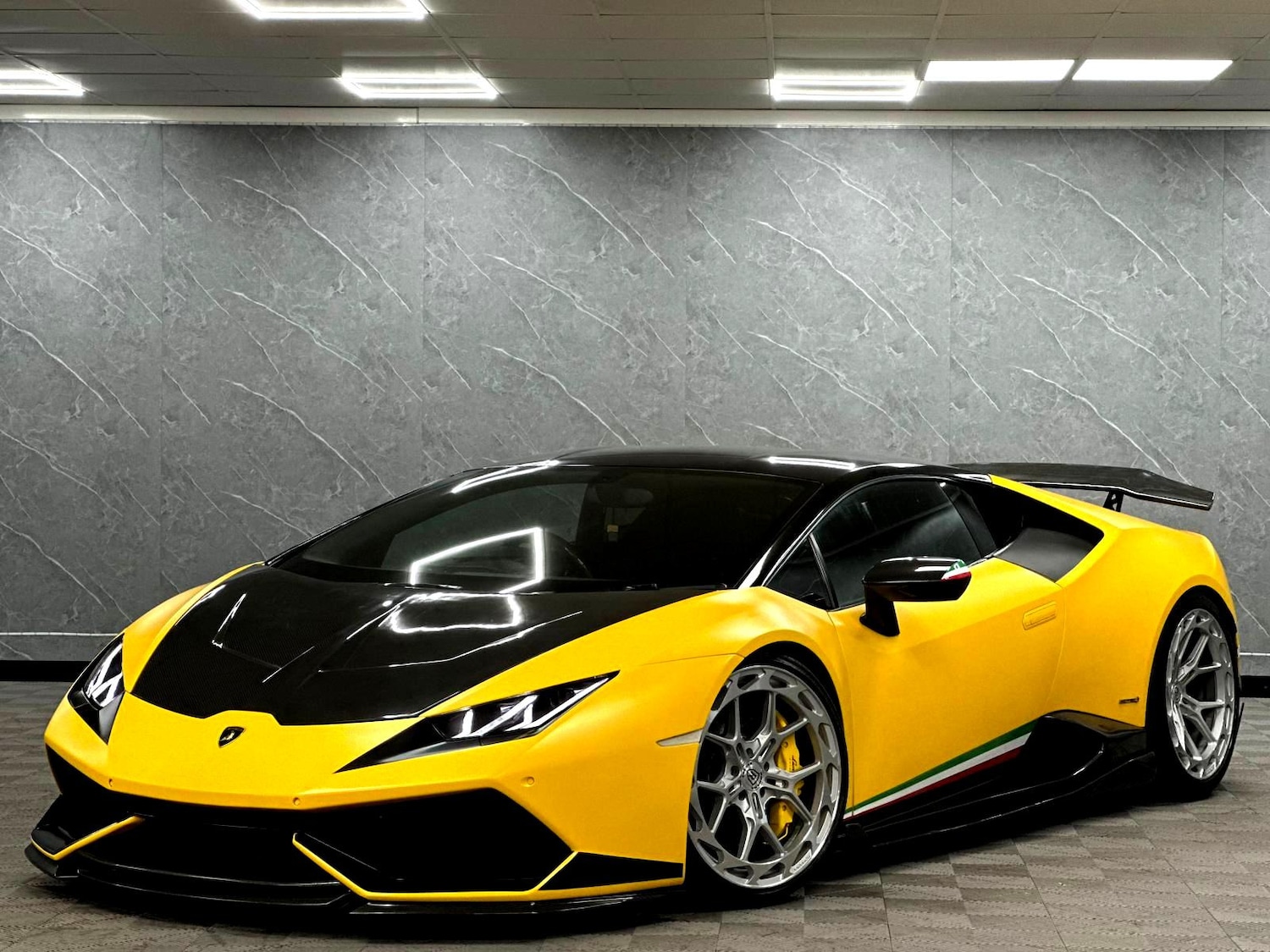 Used Lamborghini Huracan 2015 for sale - 77831347: Photo 25