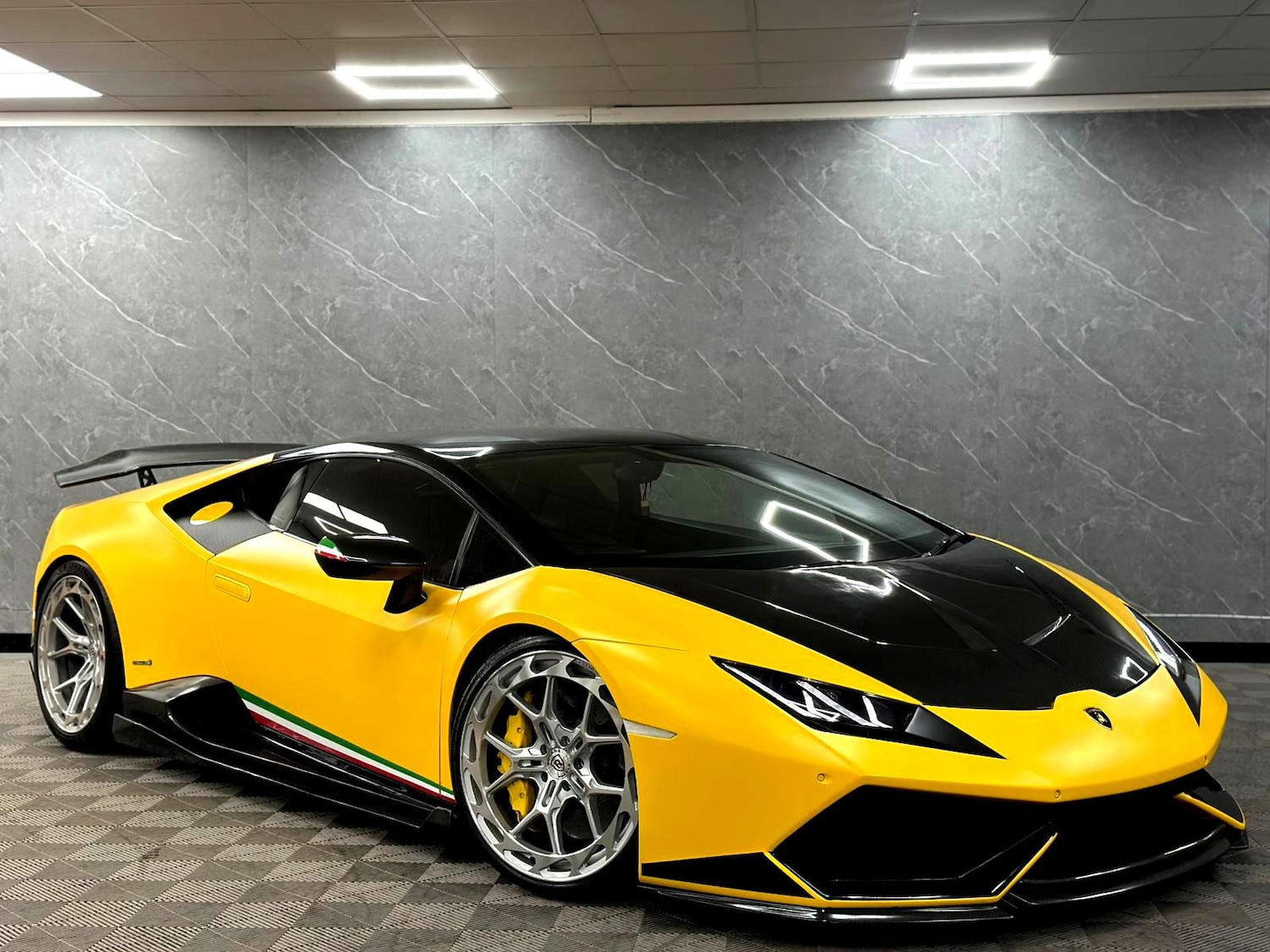 Used Lamborghini Huracan 2015 for sale - 77831347: Photo 26