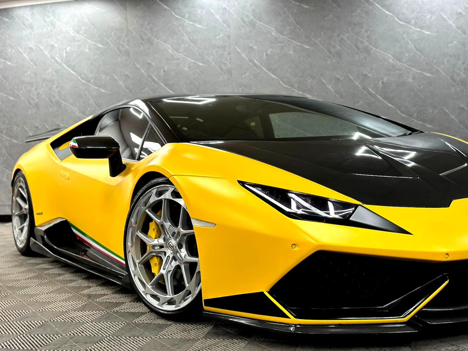 Used Lamborghini Huracan 2015 for sale - 77831347: Photo 34