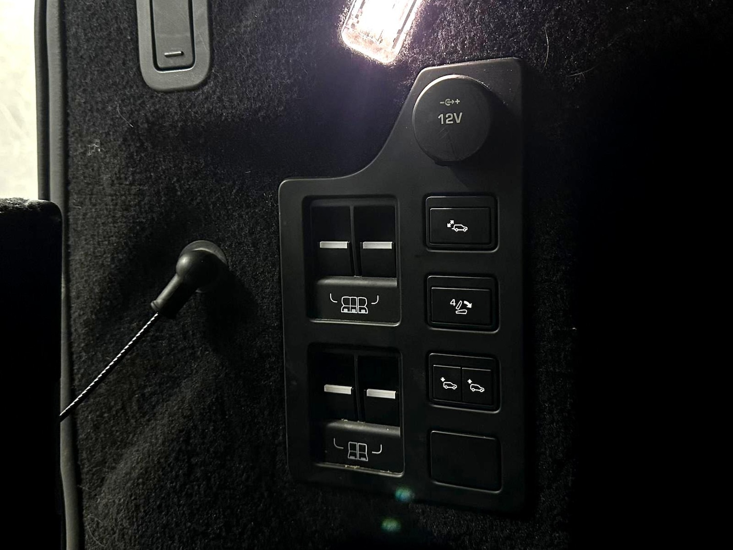 Used Land Rover Discovery 2017 for sale - 78099018: Photo 24