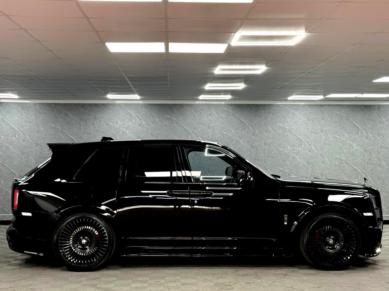 Vehicle 33