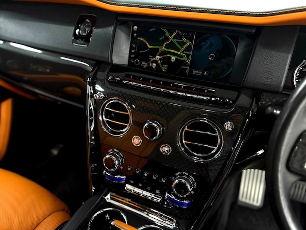 Used Rolls-Royce Cullinan 2020 for sale - 75609854: Photo 39