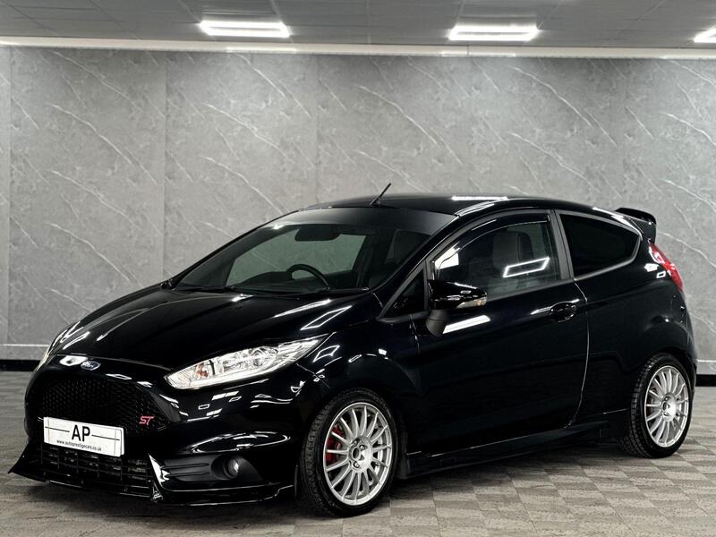 Used Ford Fiesta 2013 for sale - 78220741: Photo 14