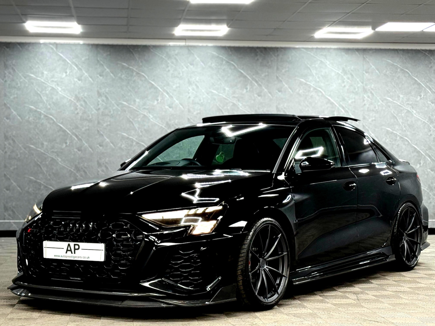 Used Audi RS3 2023 for sale - 76407750: Photo 10