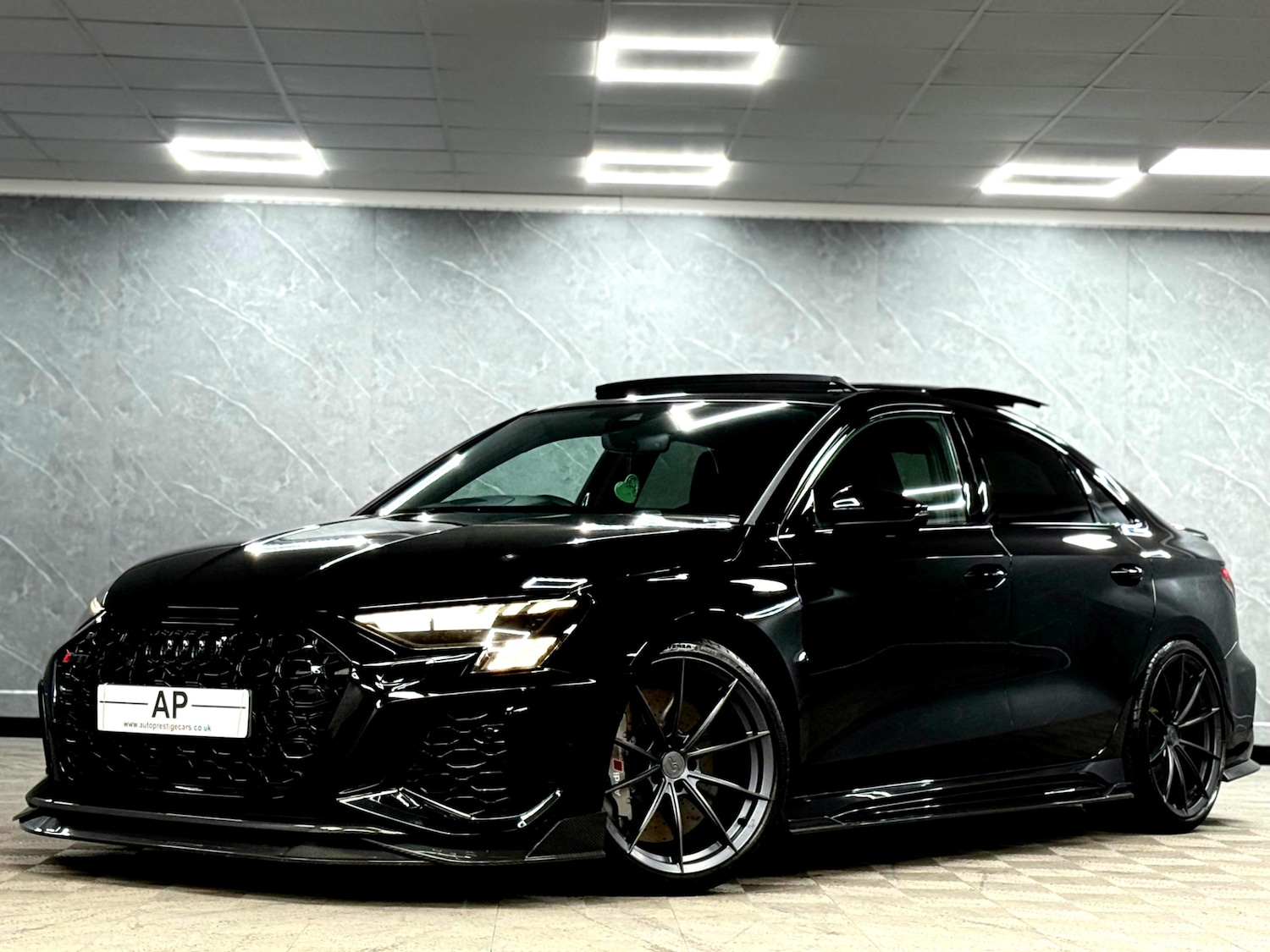 Used Audi RS3 2023 for sale - 76407750: Photo 5