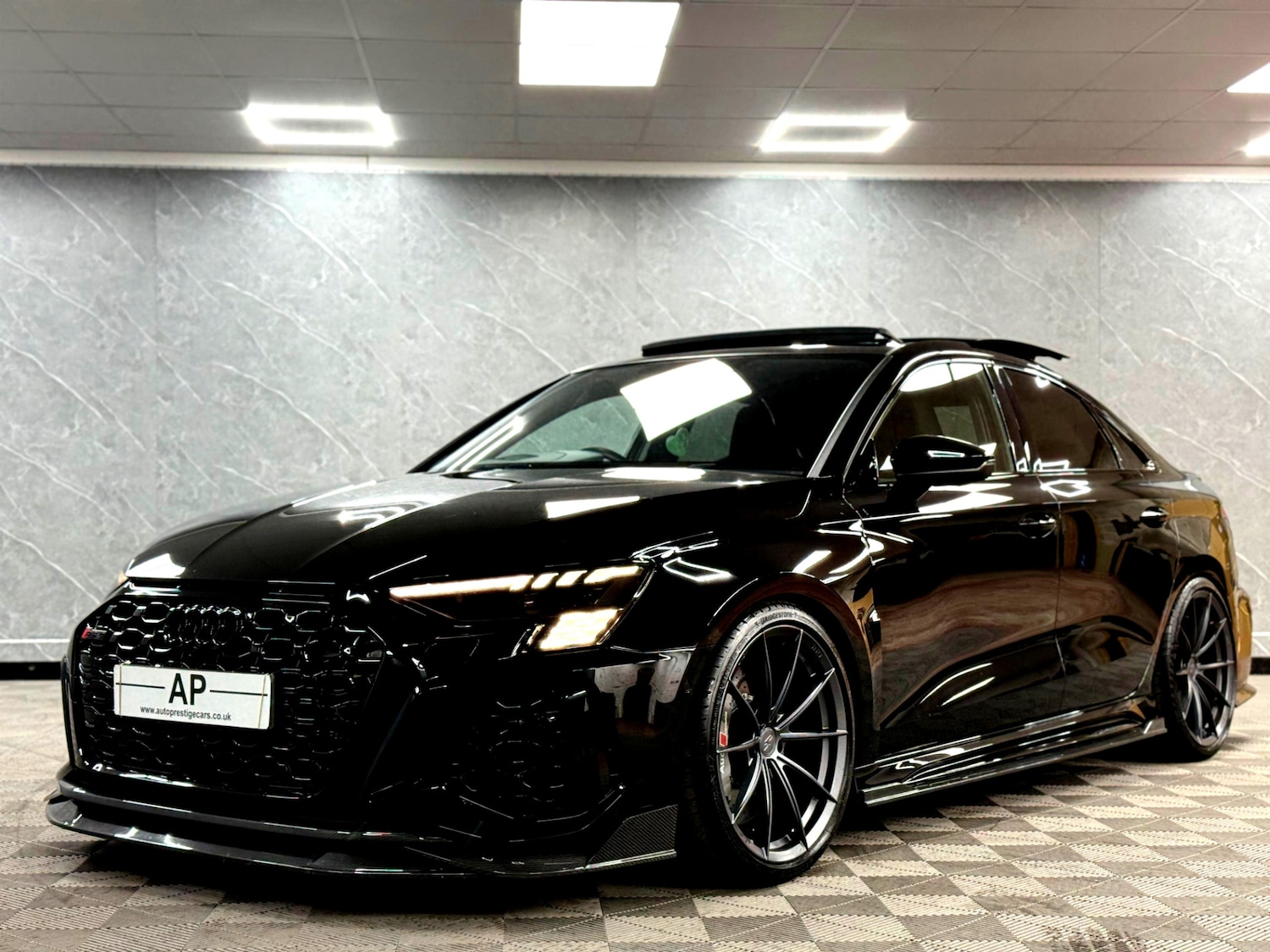 Used Audi RS3 2023 for sale - 76407750: Photo 8