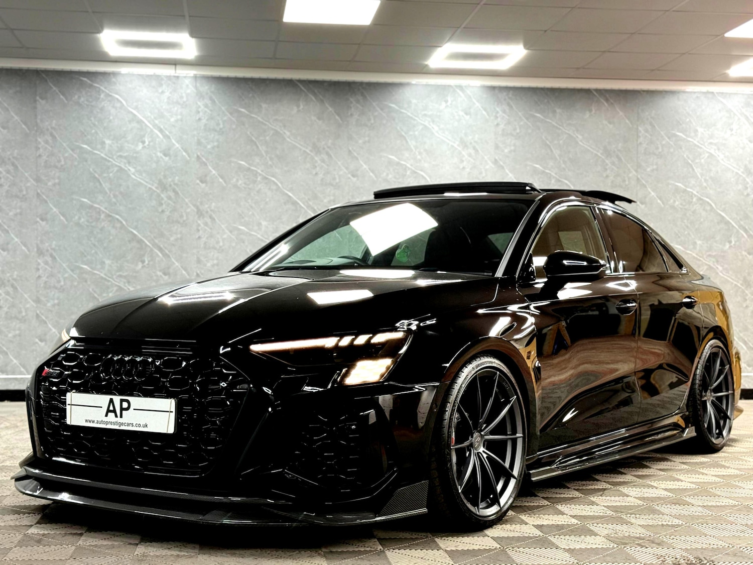 Used Audi RS3 2023 for sale - 76407750: Photo 9