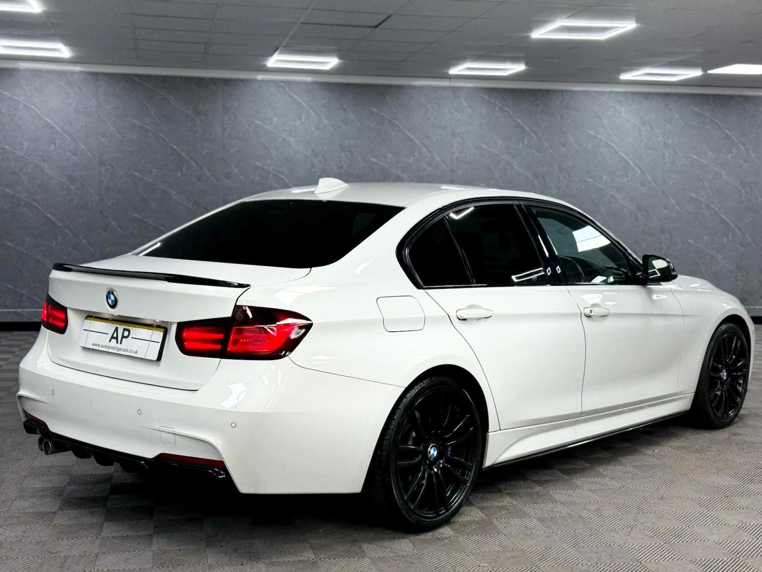 Used BMW 3 Series 2014 for sale - 77626955: Photo 21