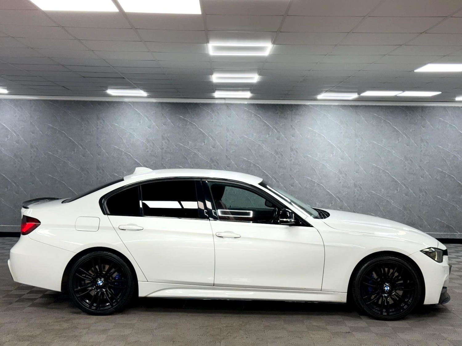 Used BMW 3 Series 2014 for sale - 77626955: Photo 23