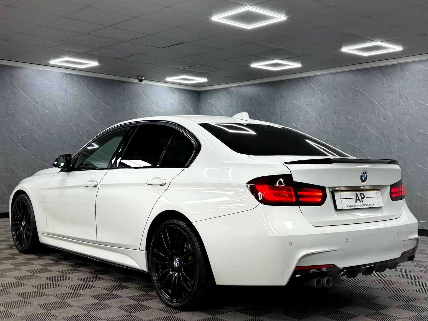 Used BMW 3 Series 2014 for sale - 77626955: Photo 24