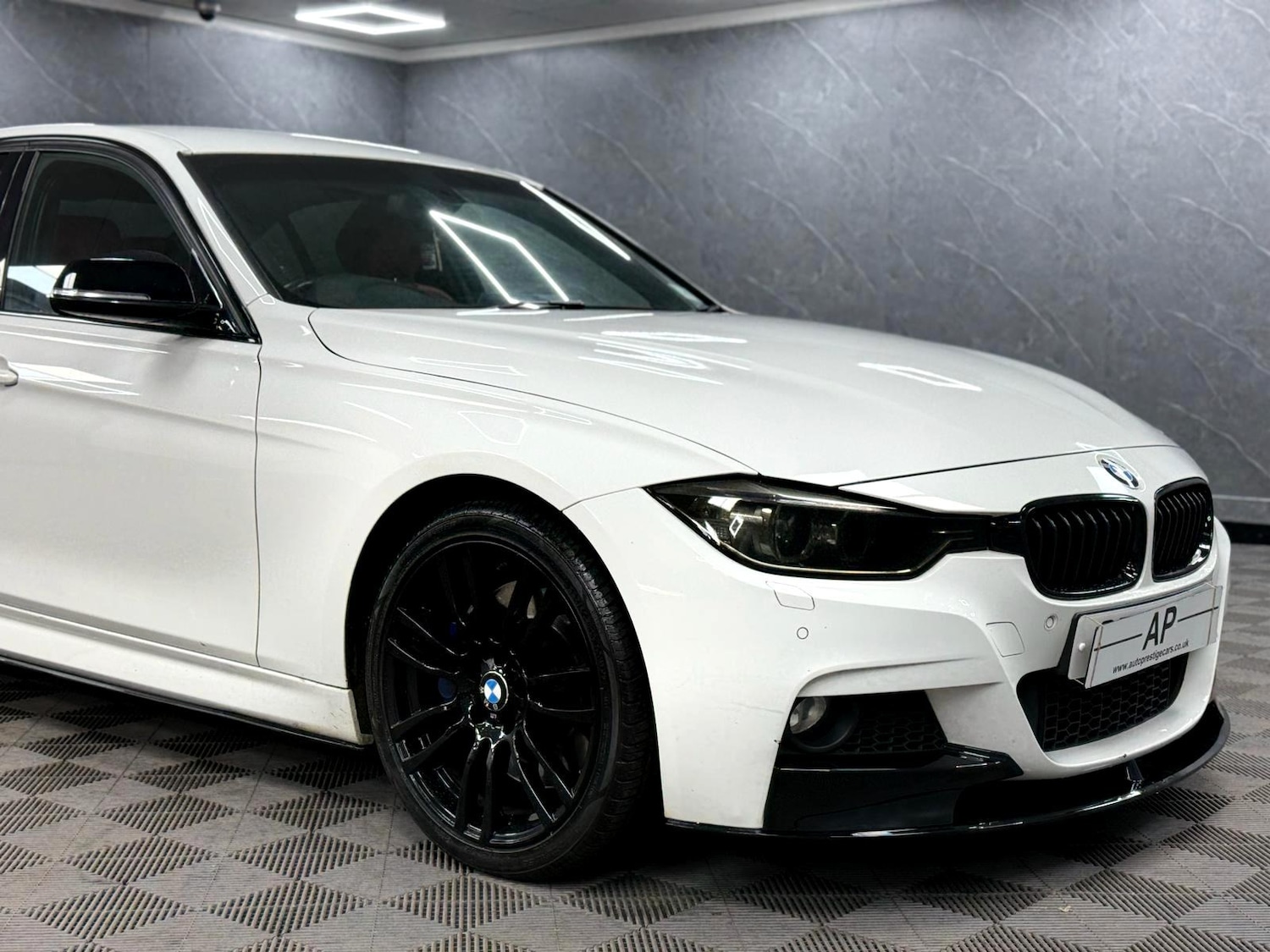 Used BMW 3 Series 2014 for sale - 77626955: Photo 25