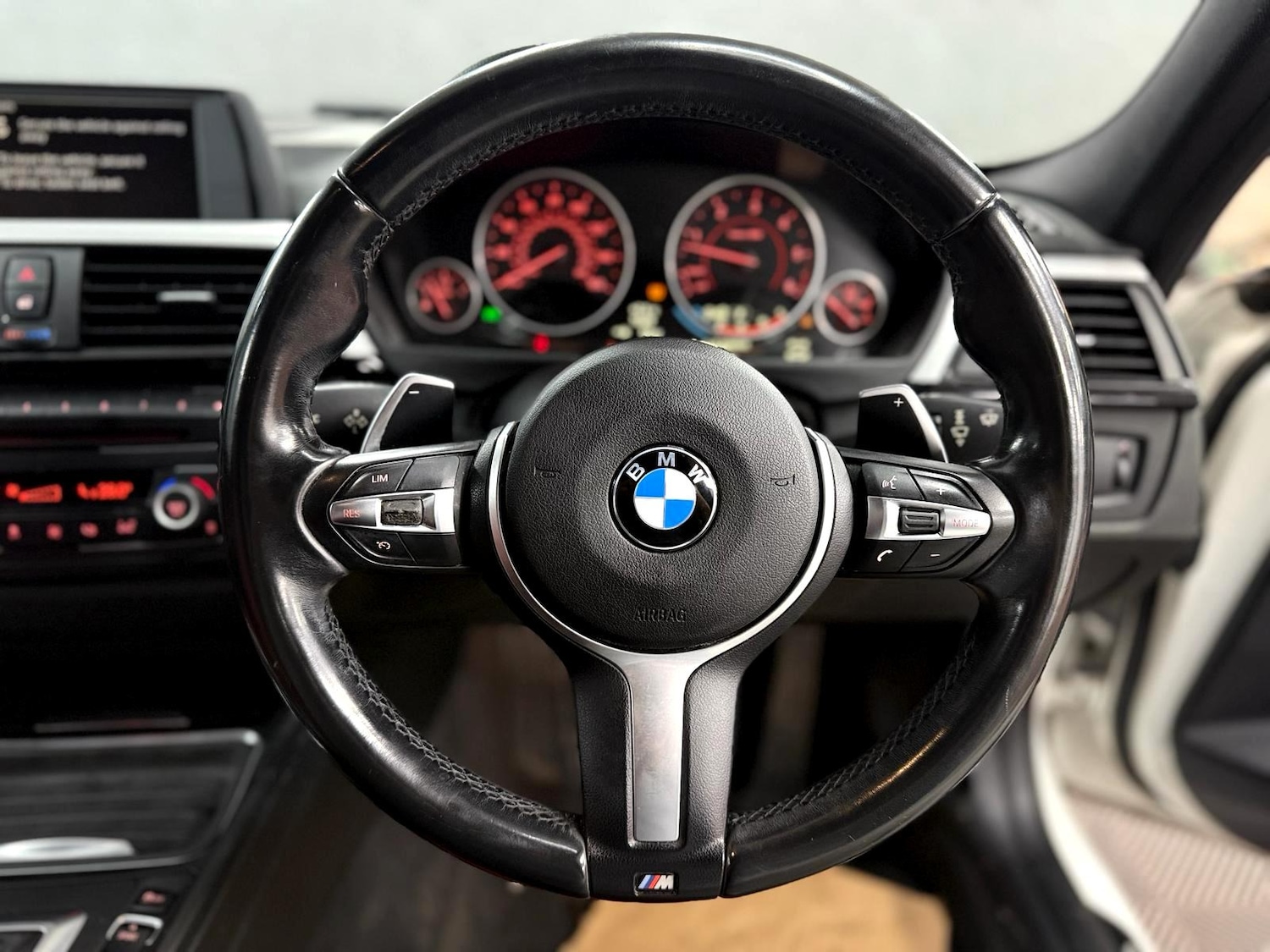 Used BMW 3 Series 2014 for sale - 77626955: Photo 32