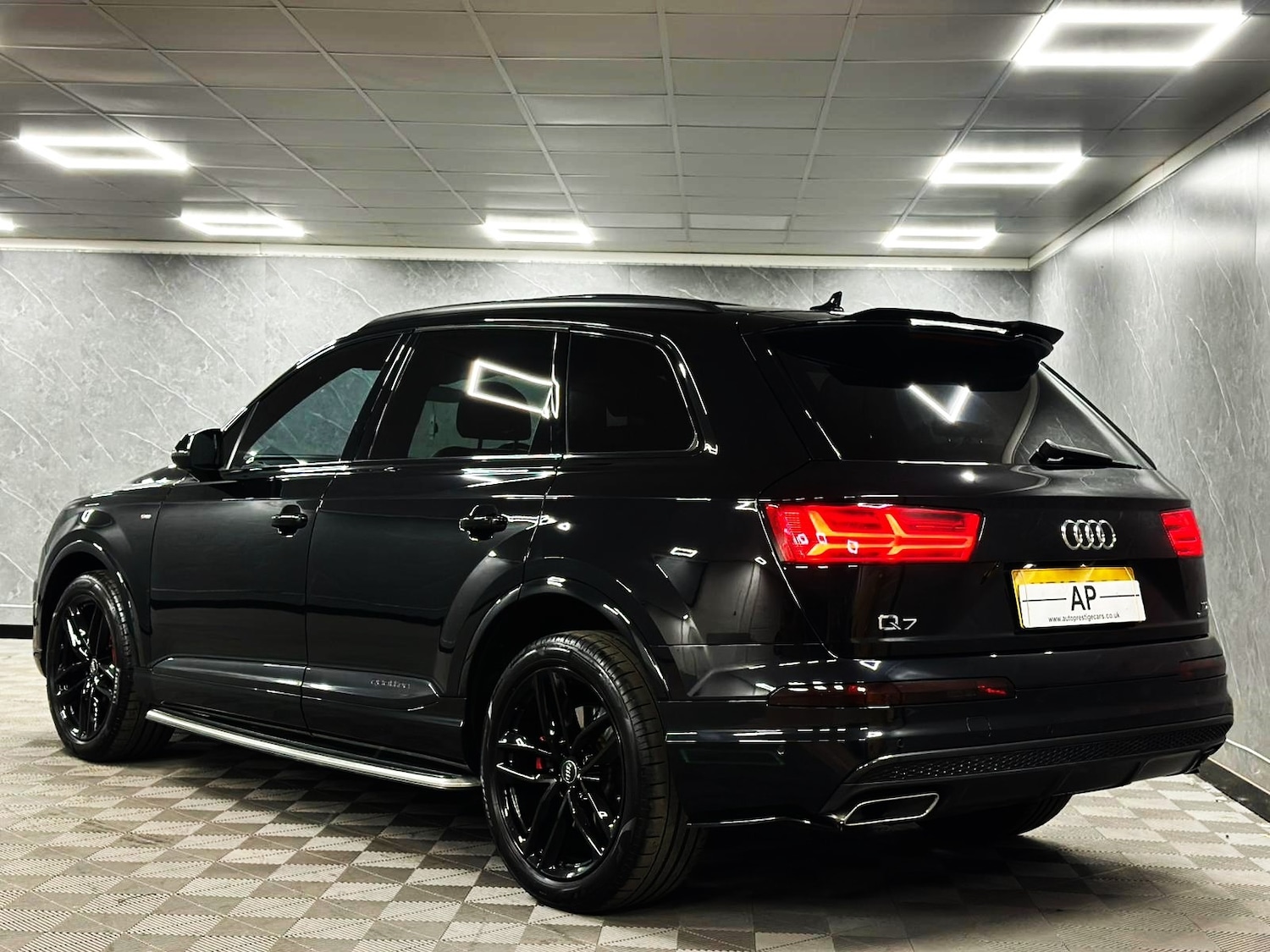 Used Audi Q7 2017 for sale - 76134551: Photo 34