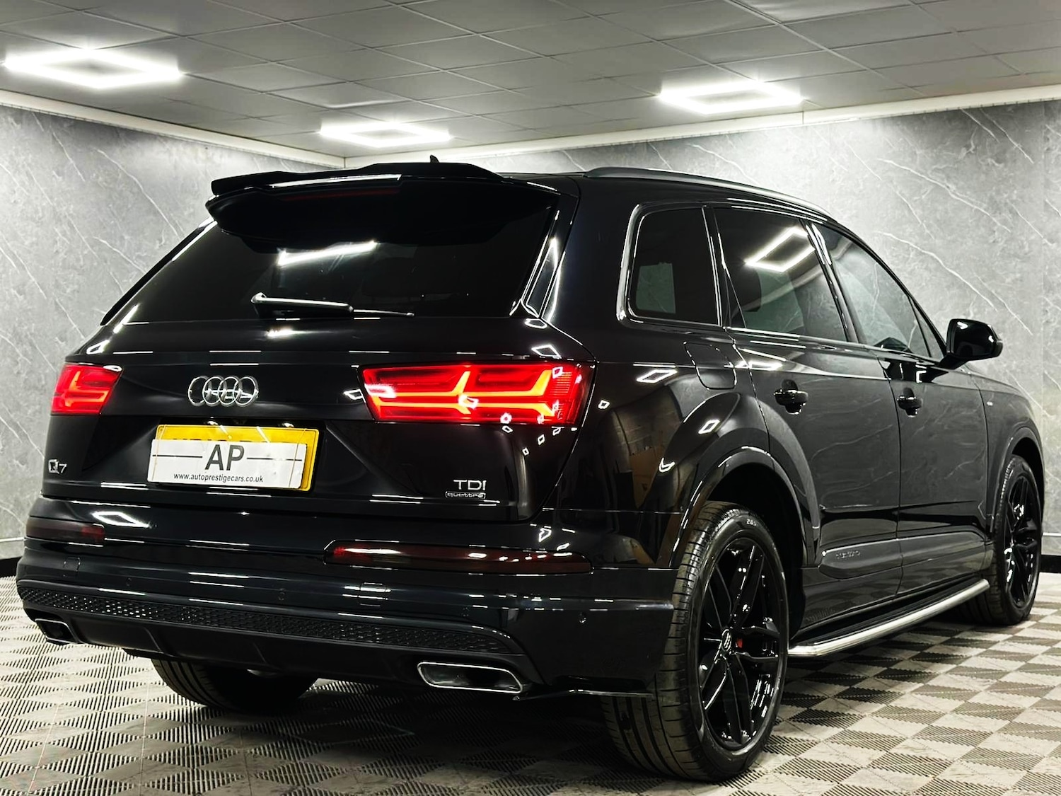 Used Audi Q7 2017 for sale - 76134551: Photo 37