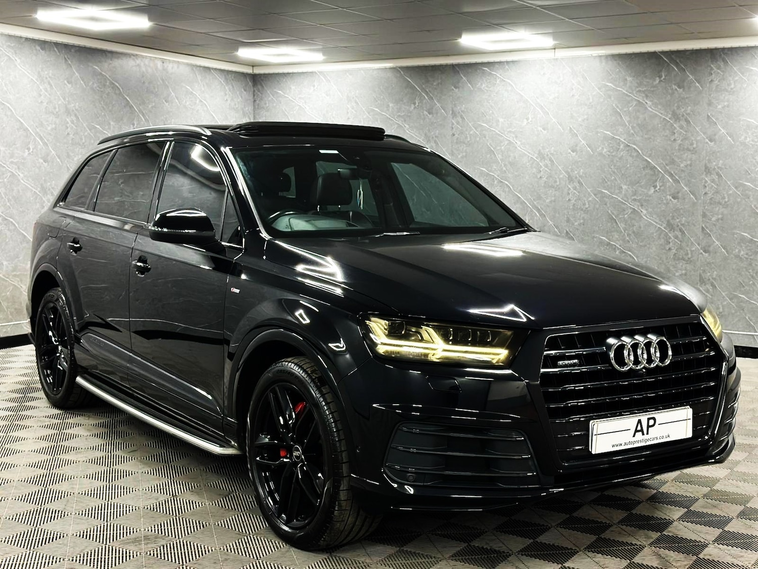 Used Audi Q7 2017 for sale - 76134551: Photo 43