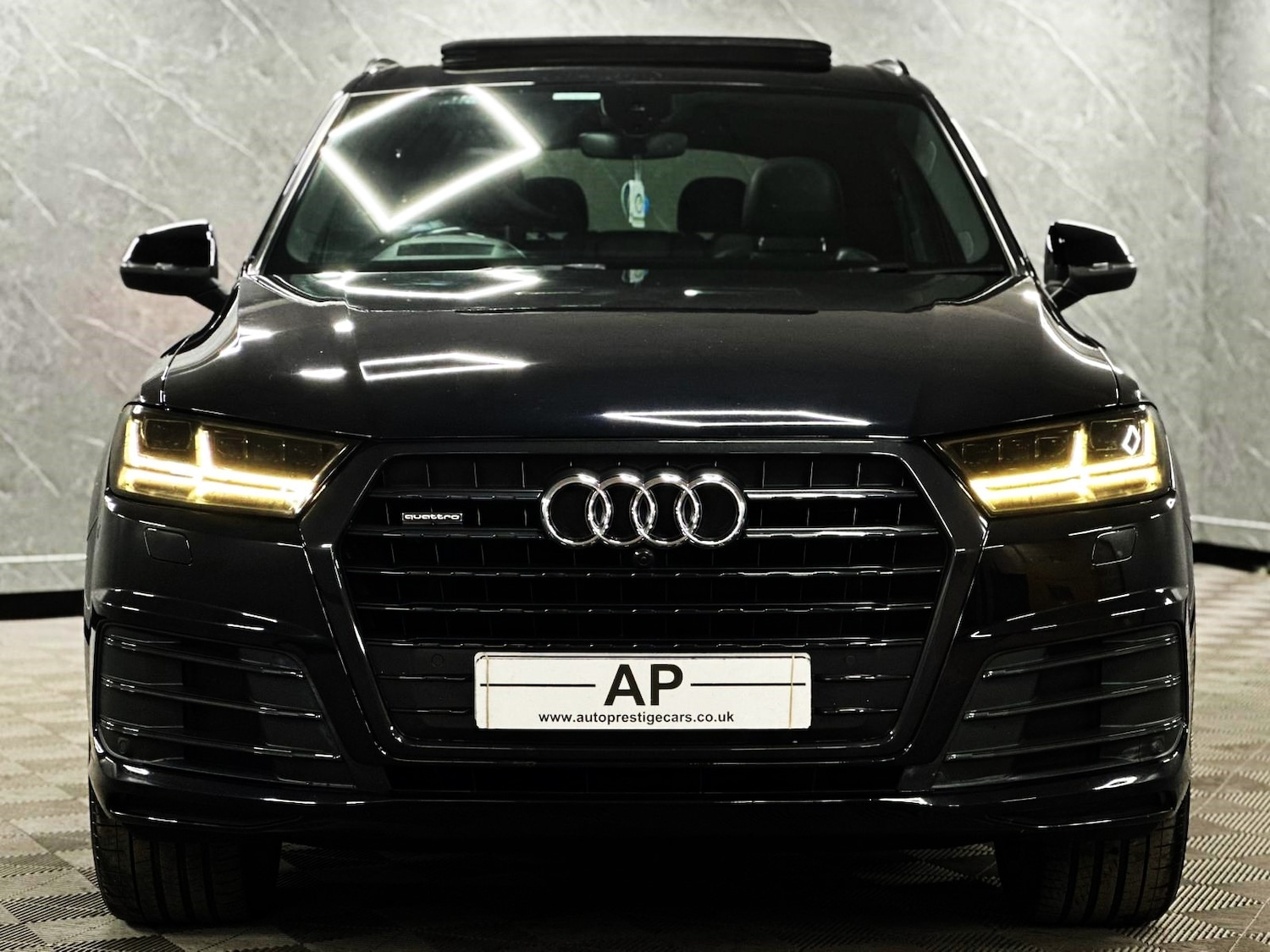 Used Audi Q7 2017 for sale - 76134551: Photo 44