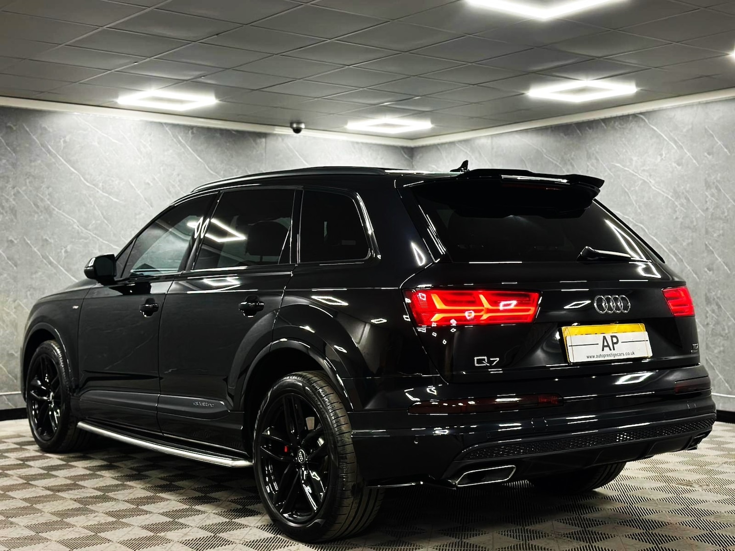 Used Audi Q7 2017 for sale - 76134551: Photo 49