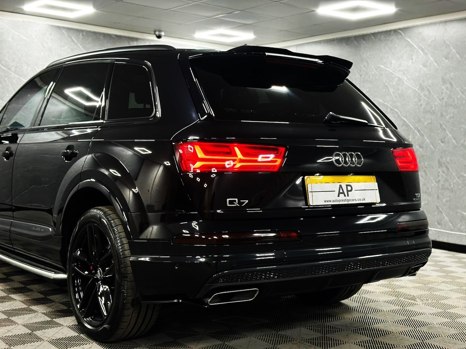 Used Audi Q7 2017 for sale - 76134551: Photo 51