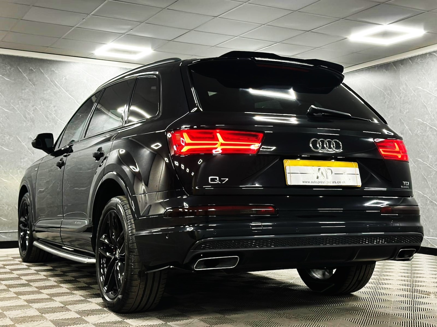 Used Audi Q7 2017 for sale - 76134551: Photo 52