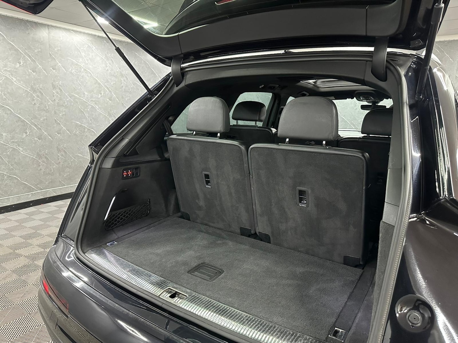 Used Audi Q7 2017 for sale - 76134551: Photo 60