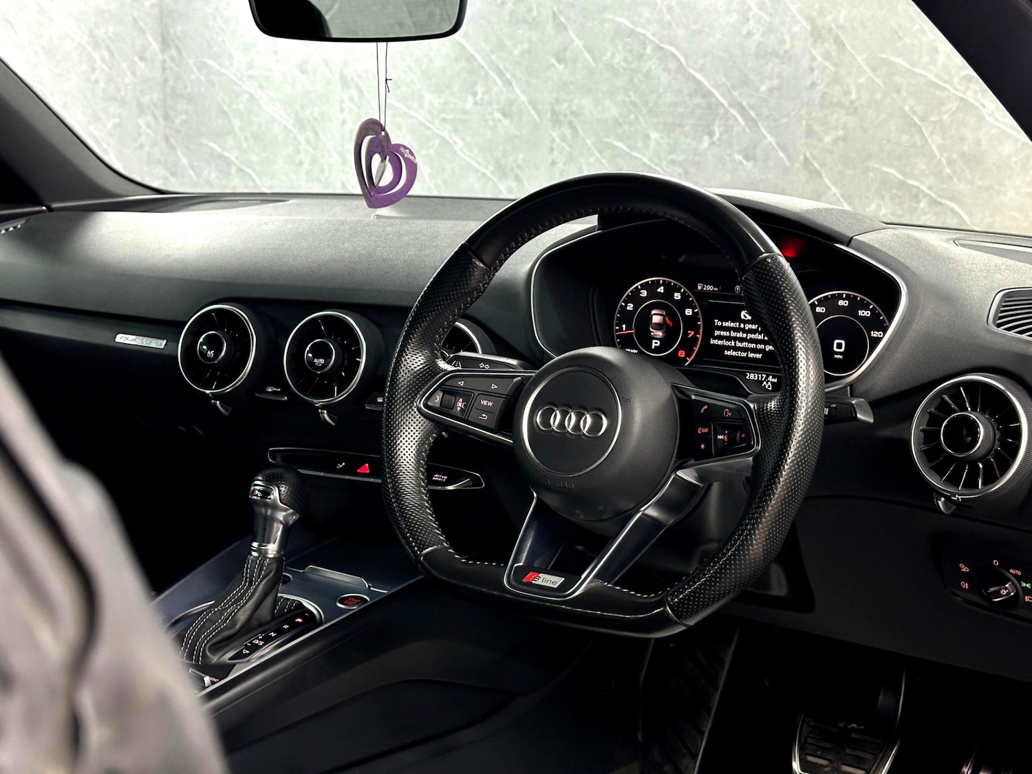 Used Audi TT 2015 for sale - 76099000: Photo 18