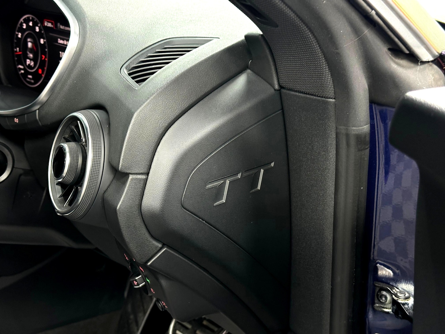 Used Audi TT 2015 for sale - 76099000: Photo 30