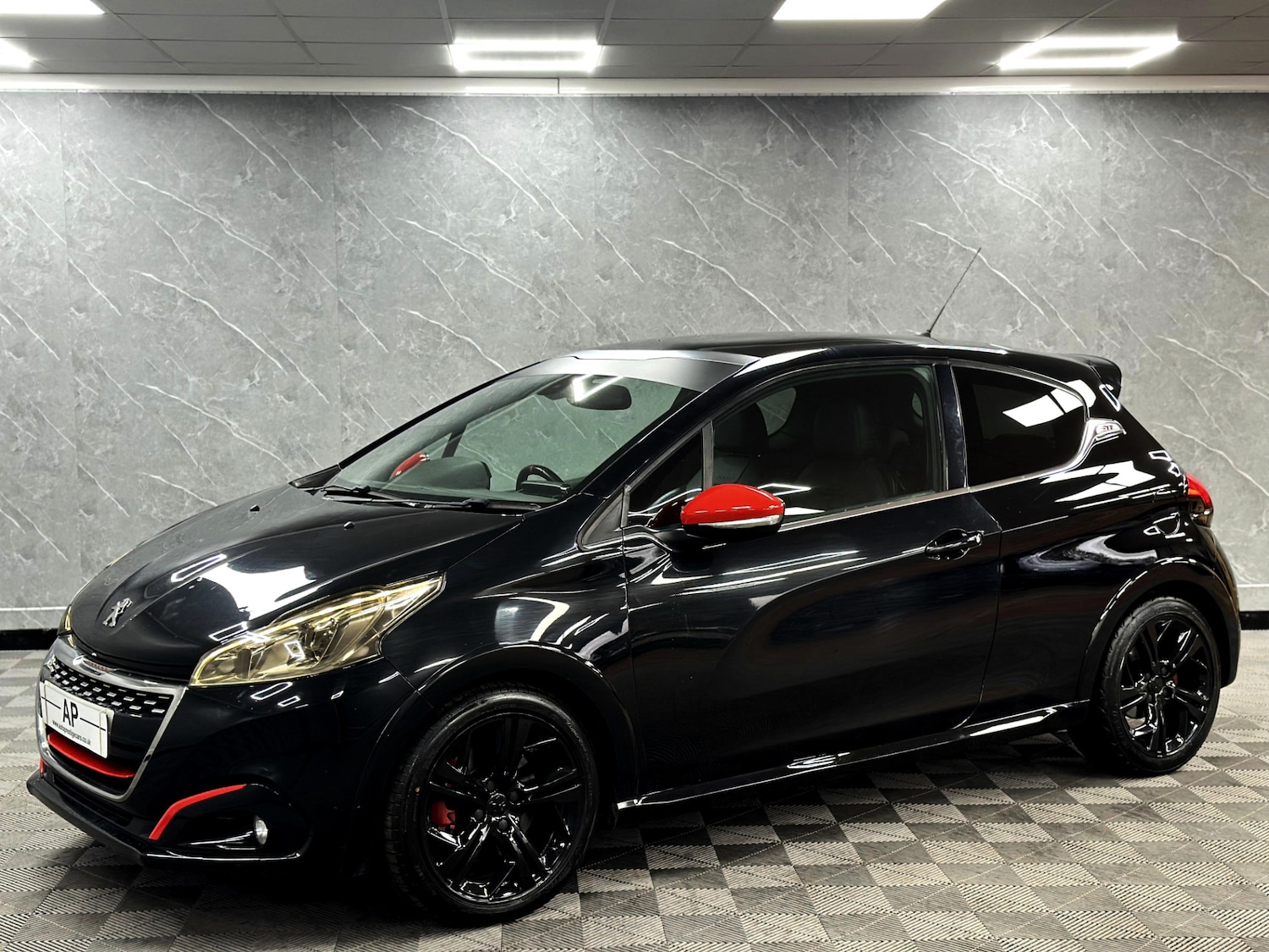 Used Peugeot 208 2016 for sale - 76882063: Photo 4