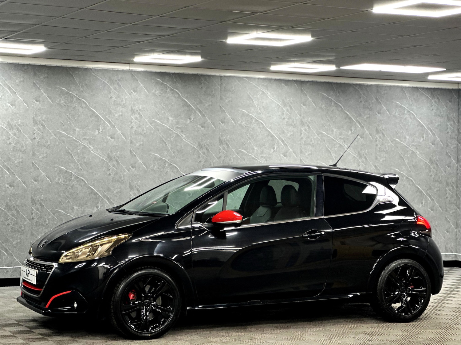 Used Peugeot 208 2016 for sale - 76882063: Photo 6