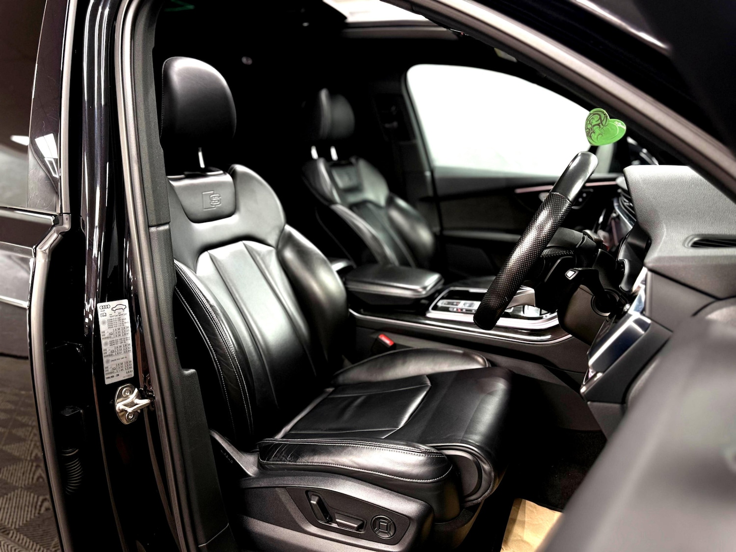 Used Audi Q7 2020 for sale - 76407671: Photo 17