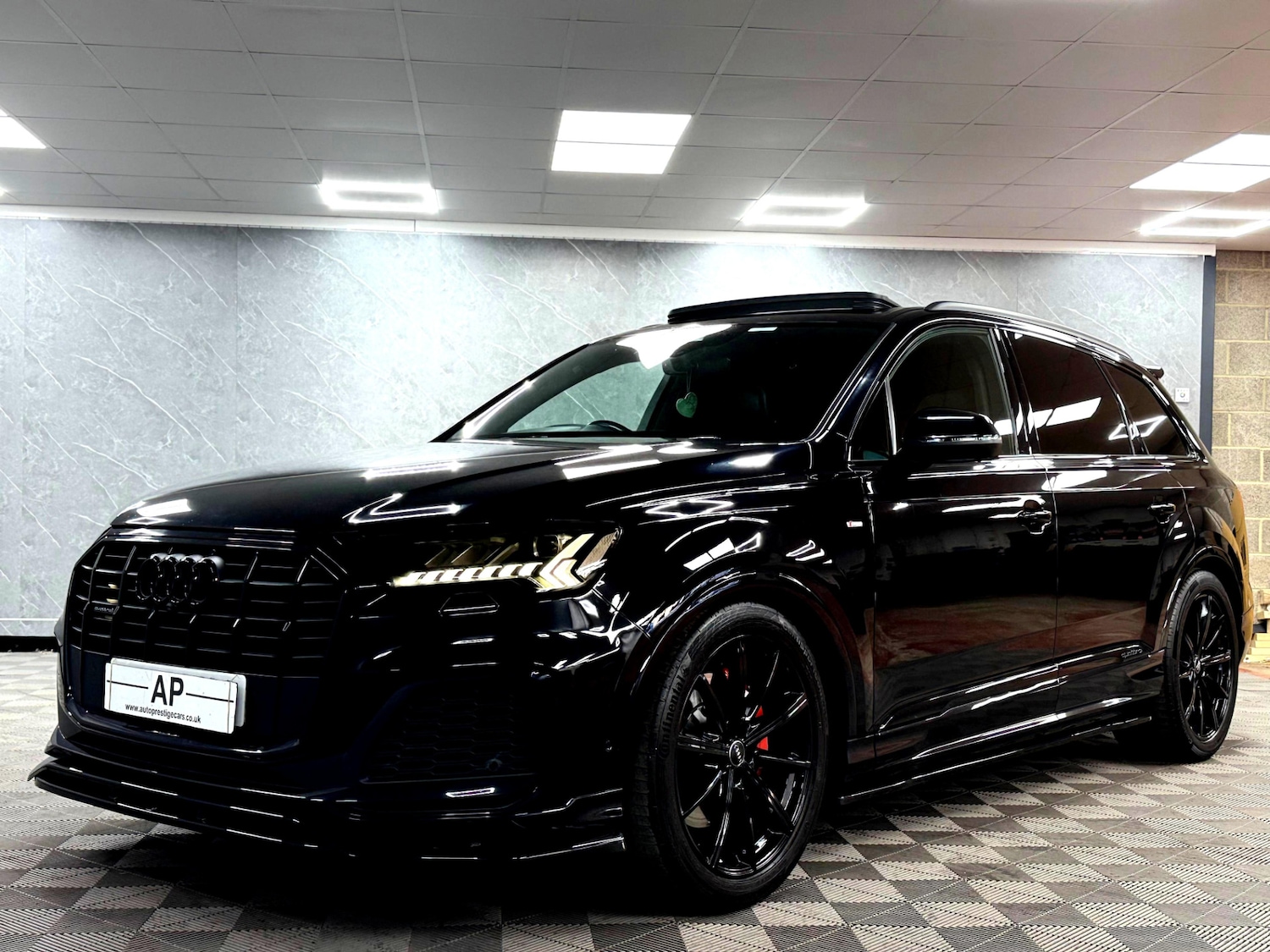 Used Audi Q7 2020 for sale - 76407671: Photo 28