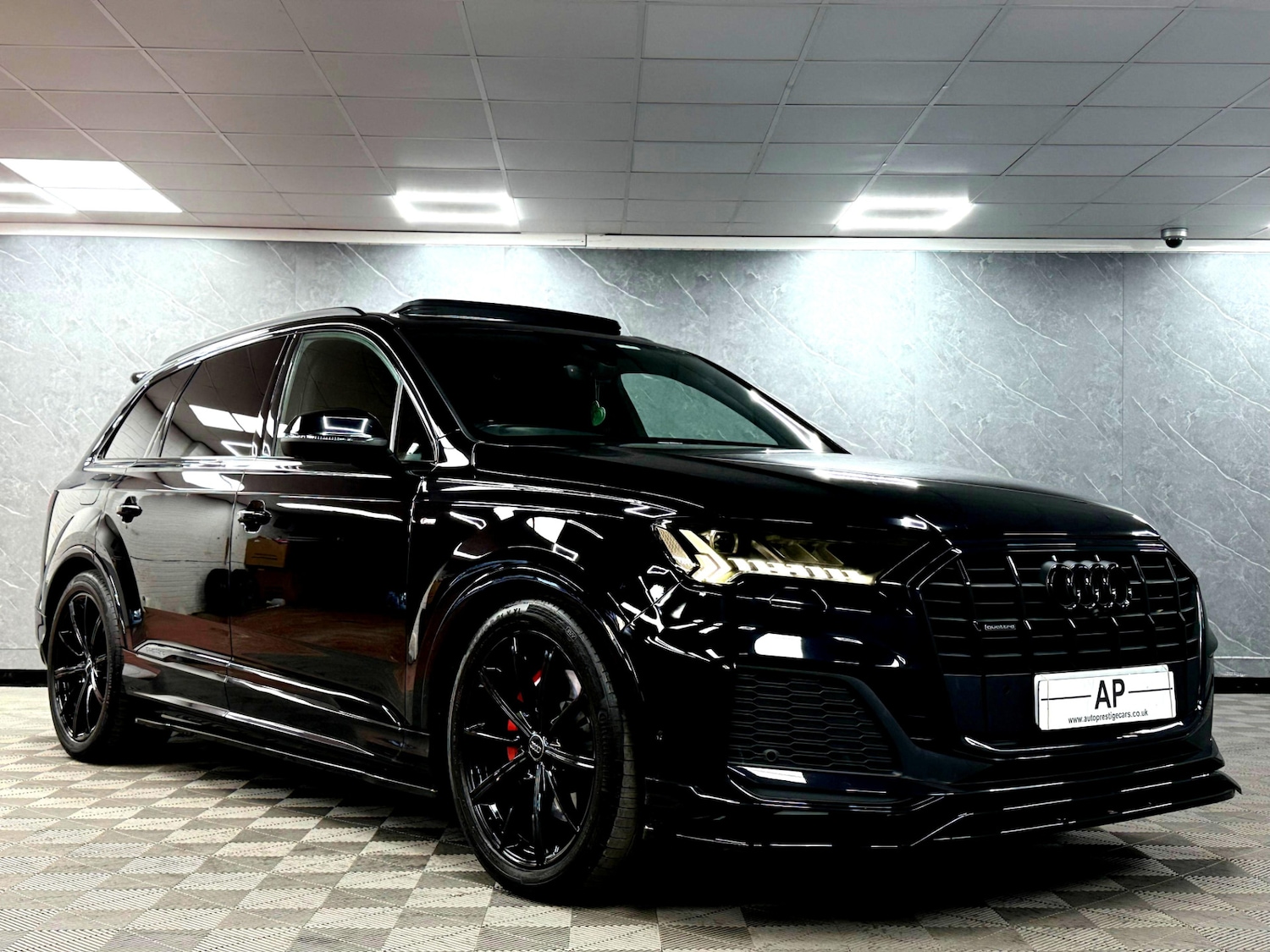 Used Audi Q7 2020 for sale - 76407671: Photo 3