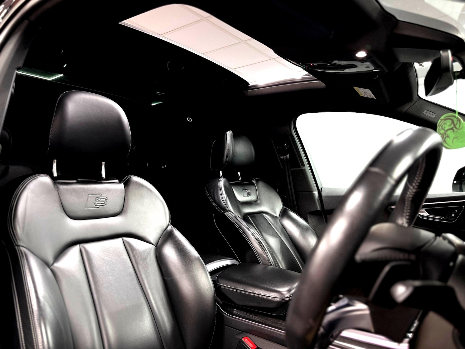 Used Audi Q7 2020 for sale - 76407671: Photo 36