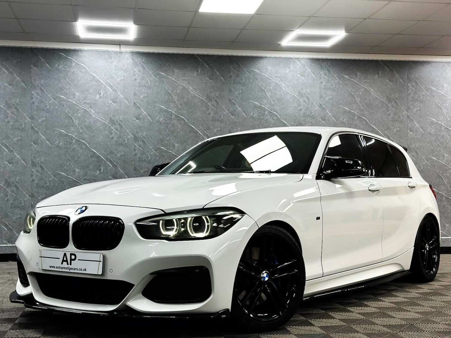 Used BMW 1 Series 2018 for sale - 76539424: Photo 1