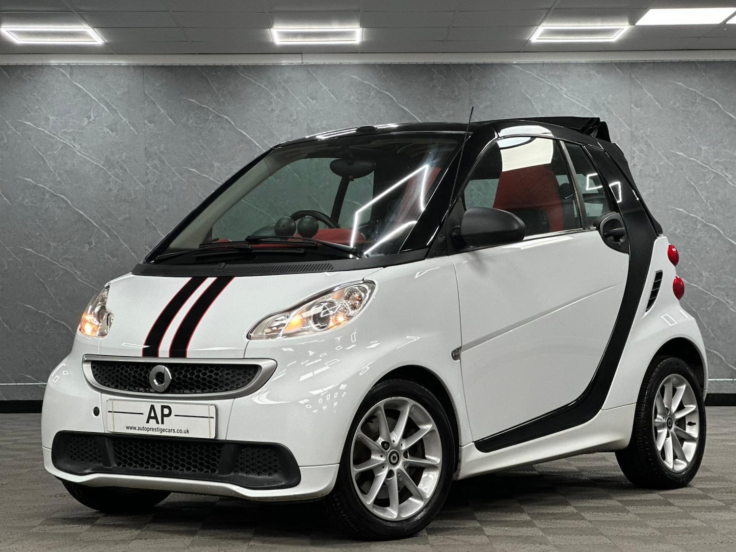 Used smart fortwo 2013 for sale - 76539421: Photo 19