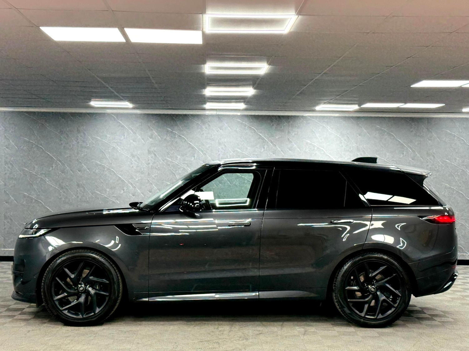 Used Land Rover Range Rover Sport 2022 for sale - 76527590: Photo 18