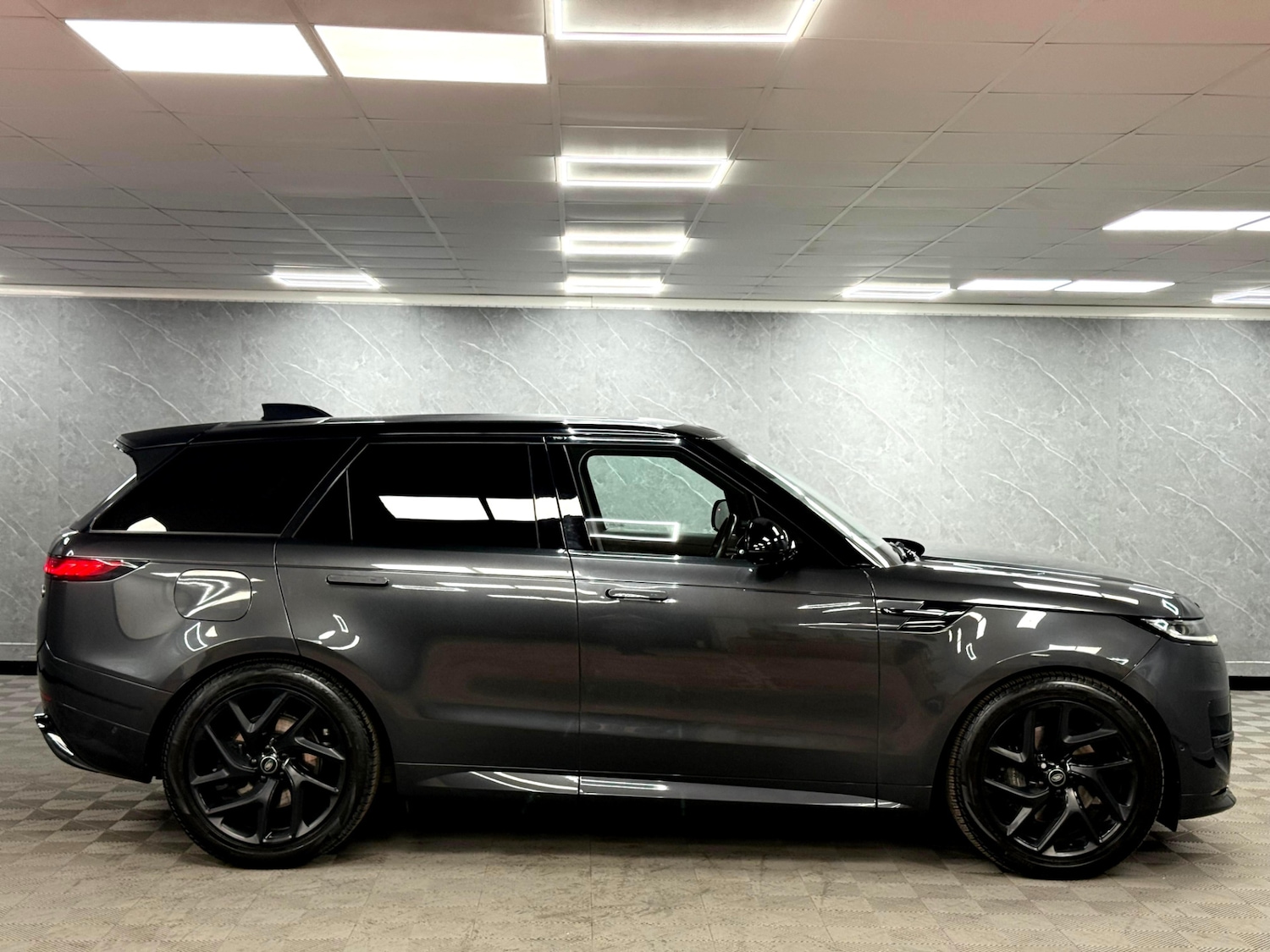 Used Land Rover Range Rover Sport 2022 for sale - 76527590: Photo 32