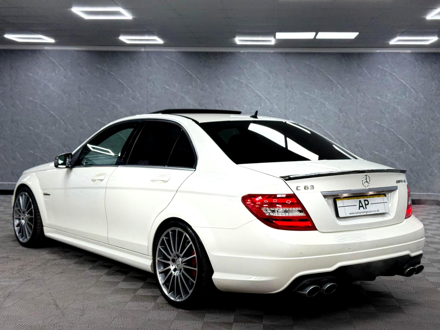 Used Mercedes-Benz C Class 2013 for sale - 76407793: Photo 14