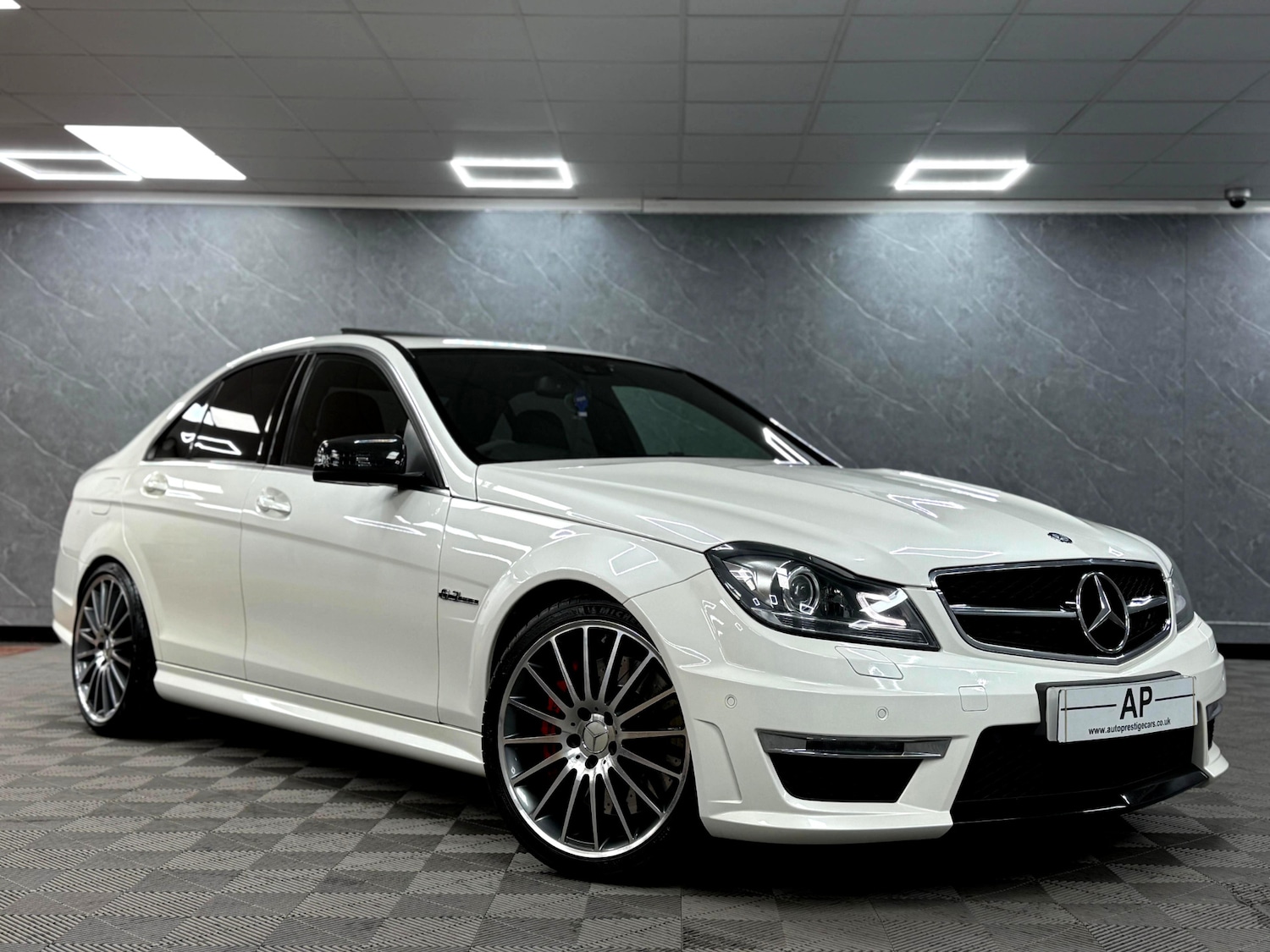 Used Mercedes-Benz C Class 2013 for sale - 76407793: Photo 15