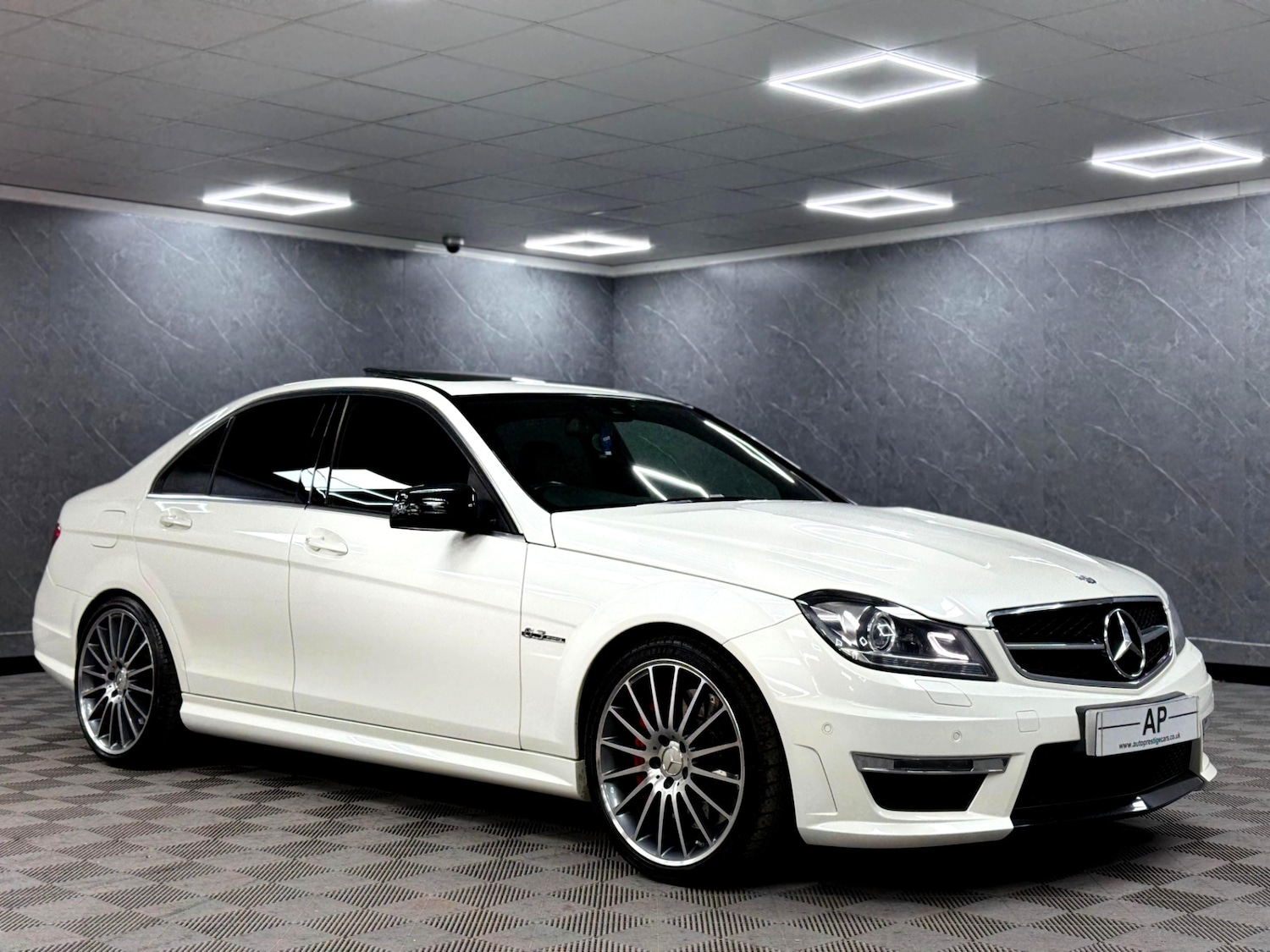 Used Mercedes-Benz C Class 2013 for sale - 76407793: Photo 21