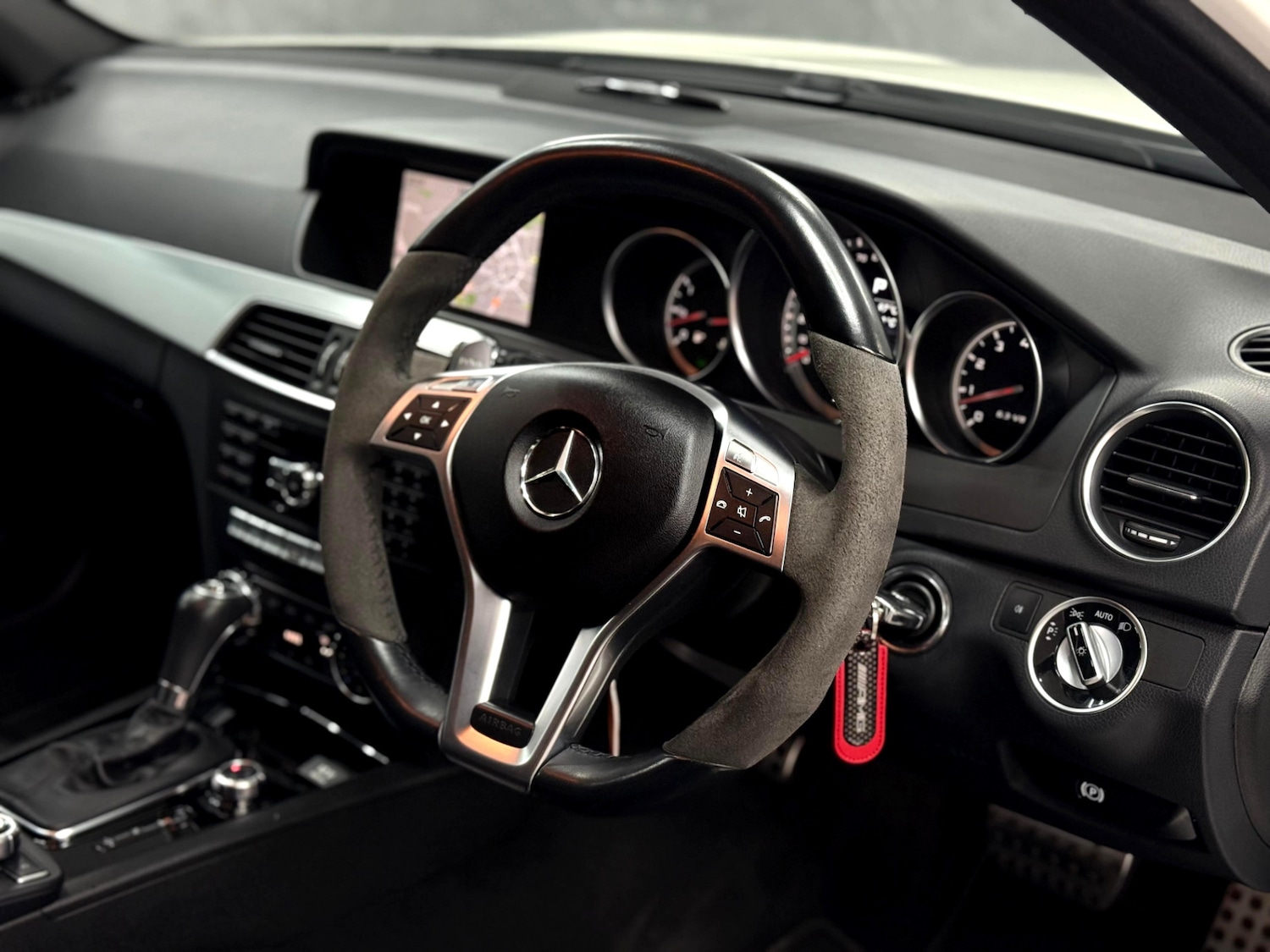 Used Mercedes-Benz C Class 2013 for sale - 76407793: Photo 24